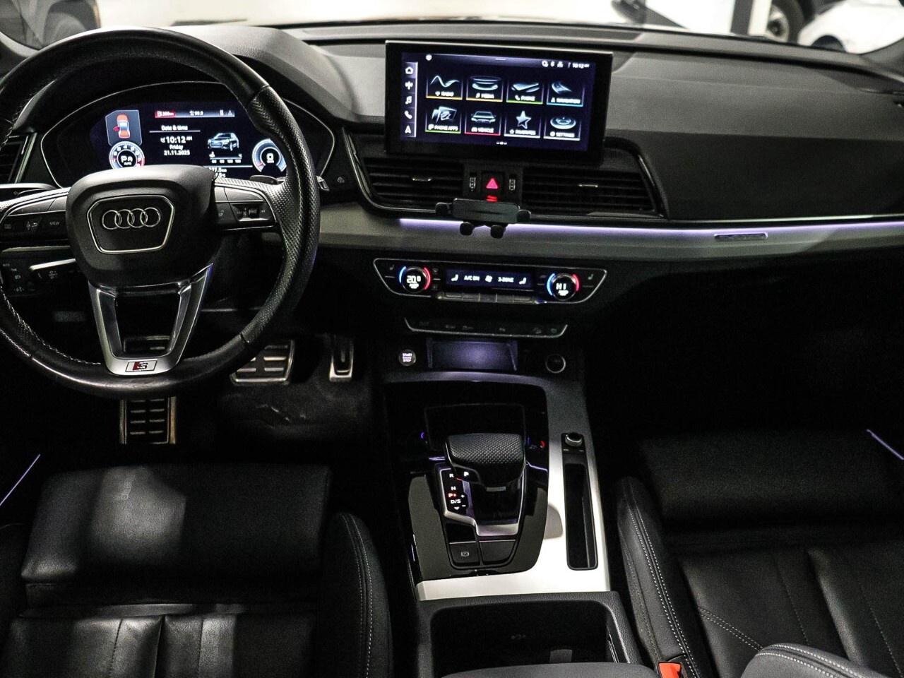 2021 Audi Q5 Technik Photo