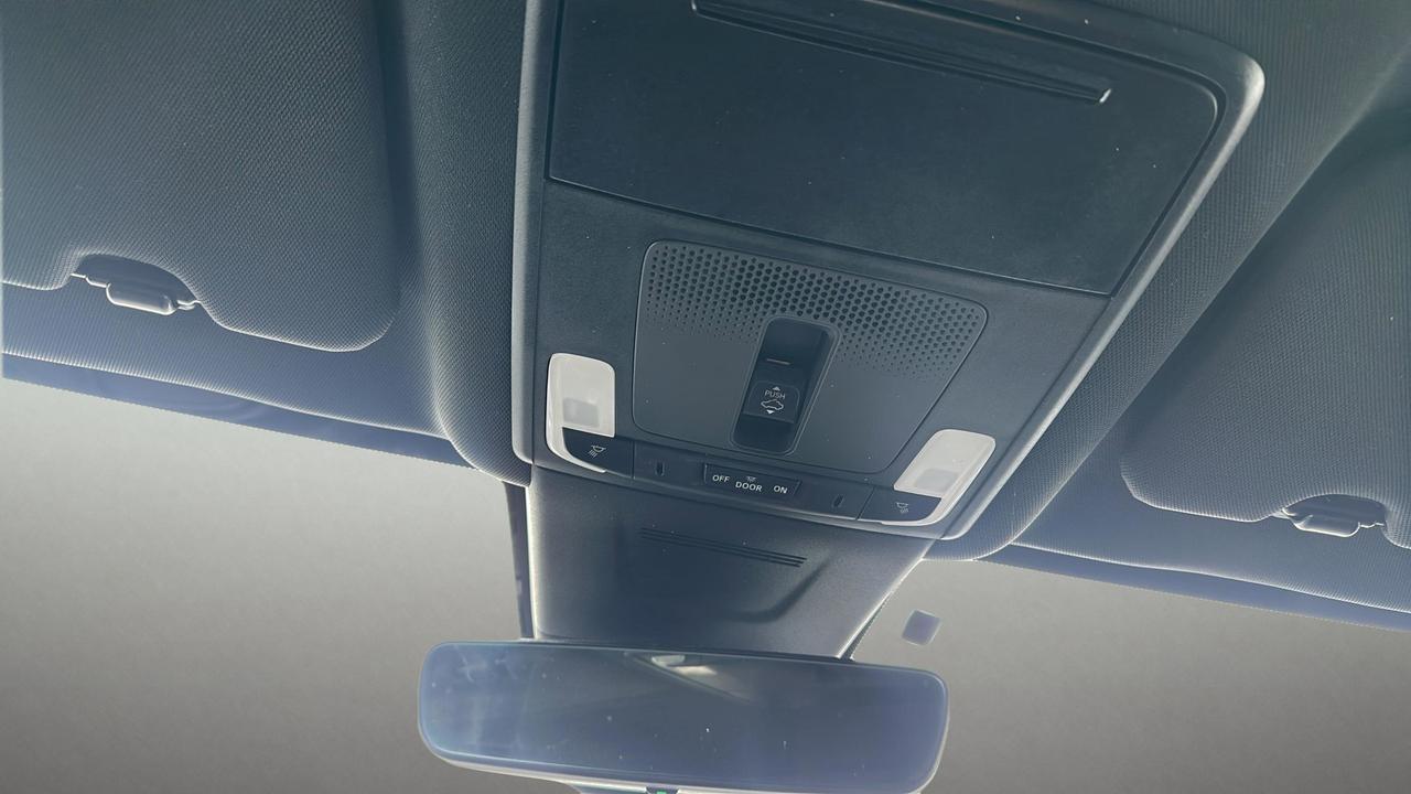 2025 Honda CR-V Hybrid EX-L Photo