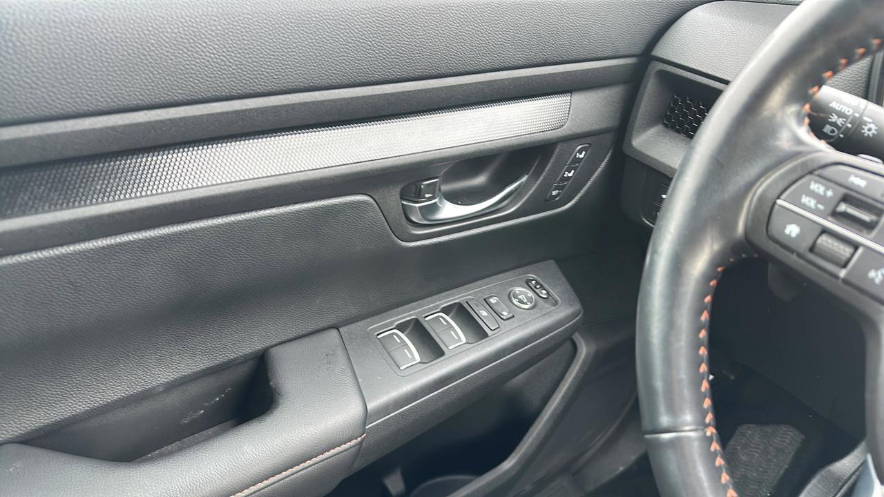 2025 Honda CR-V Hybrid EX-L Photo