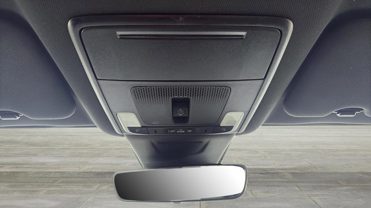 2025 Honda CR-V Hybrid EX-L Photo