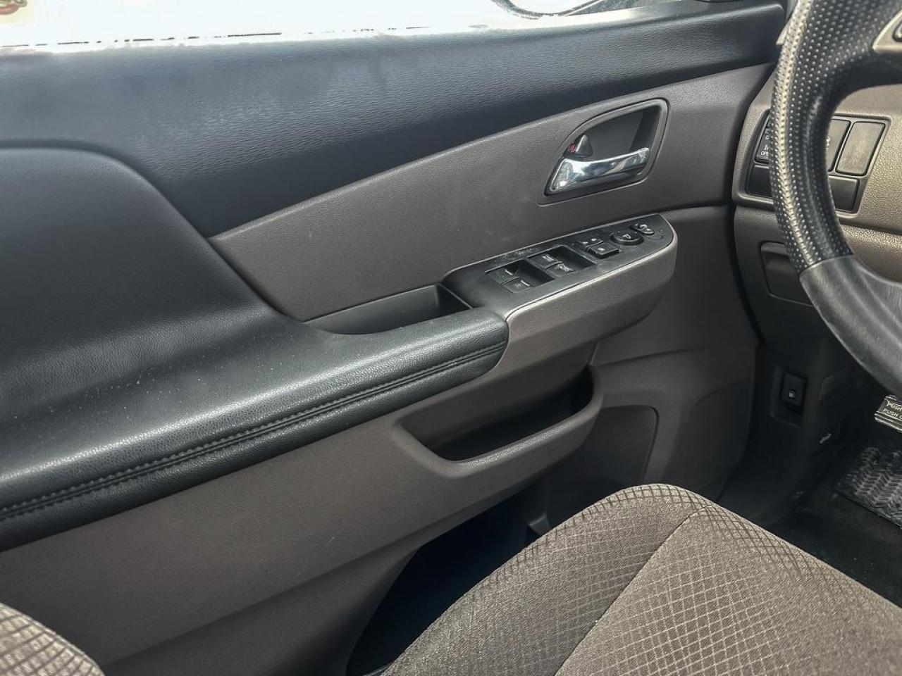 2017 Honda Odyssey EX Photo