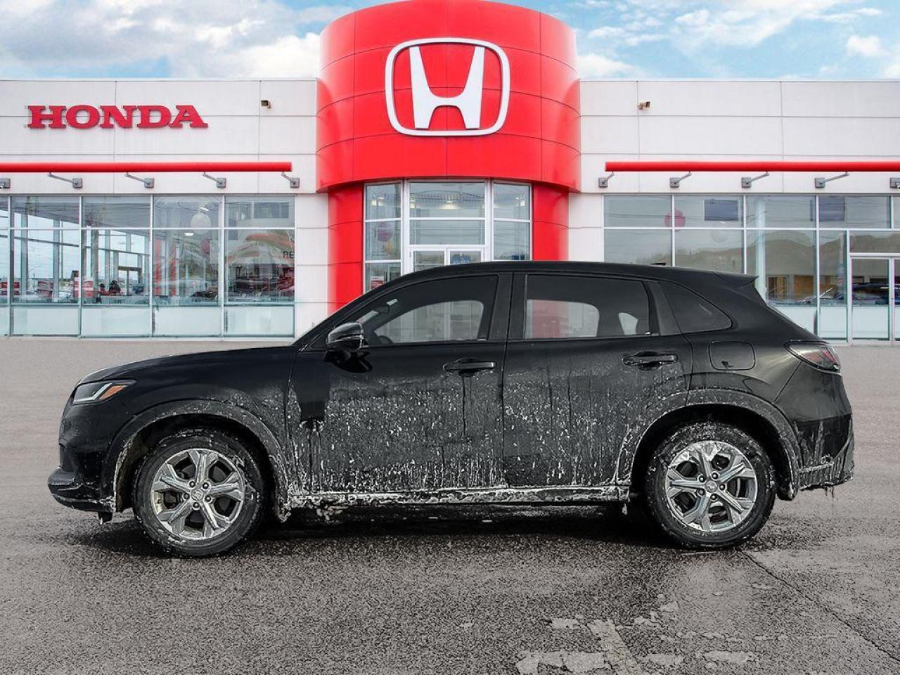 2023 Honda HR-V LX Photo2