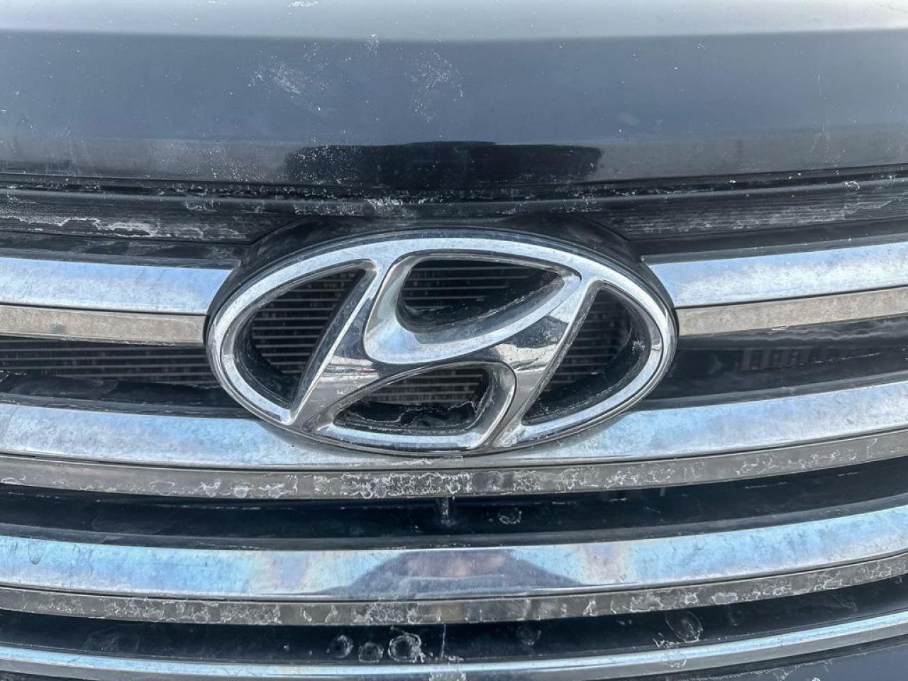 2014 Hyundai Santa Fe Sport 2.0T LIMITED Photo