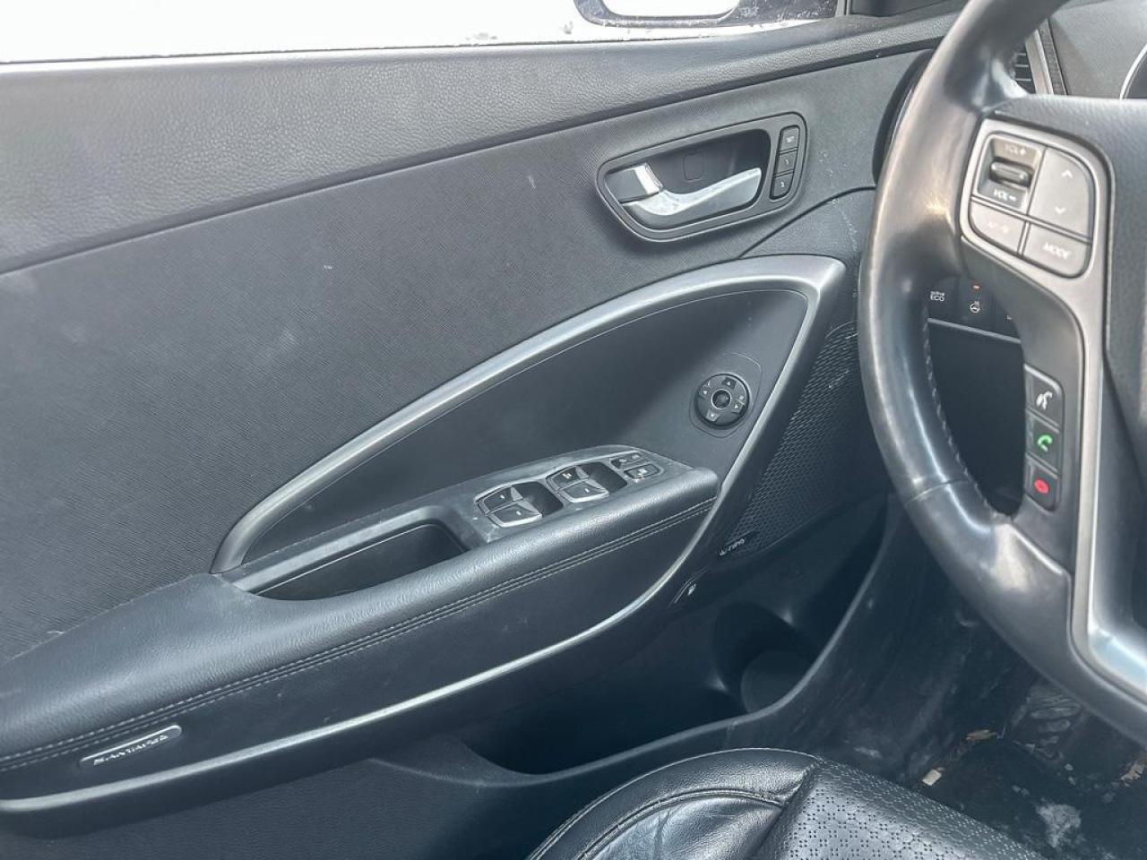 2014 Hyundai Santa Fe Sport 2.0T LIMITED Photo