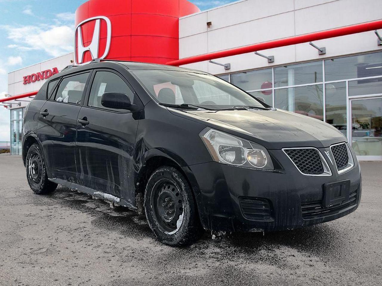 2010 Pontiac Vibe Base Photo