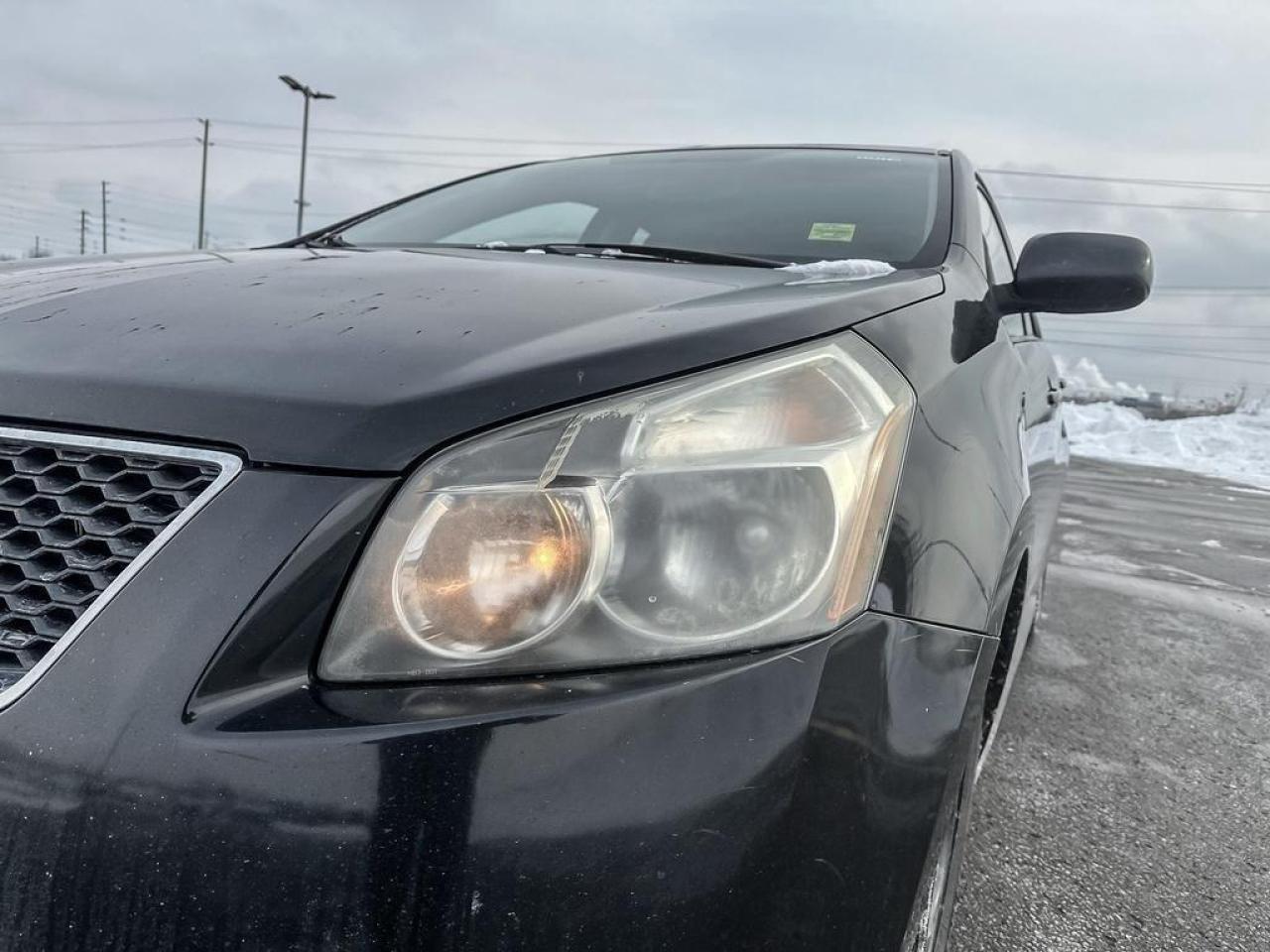 2010 Pontiac Vibe Base Photo