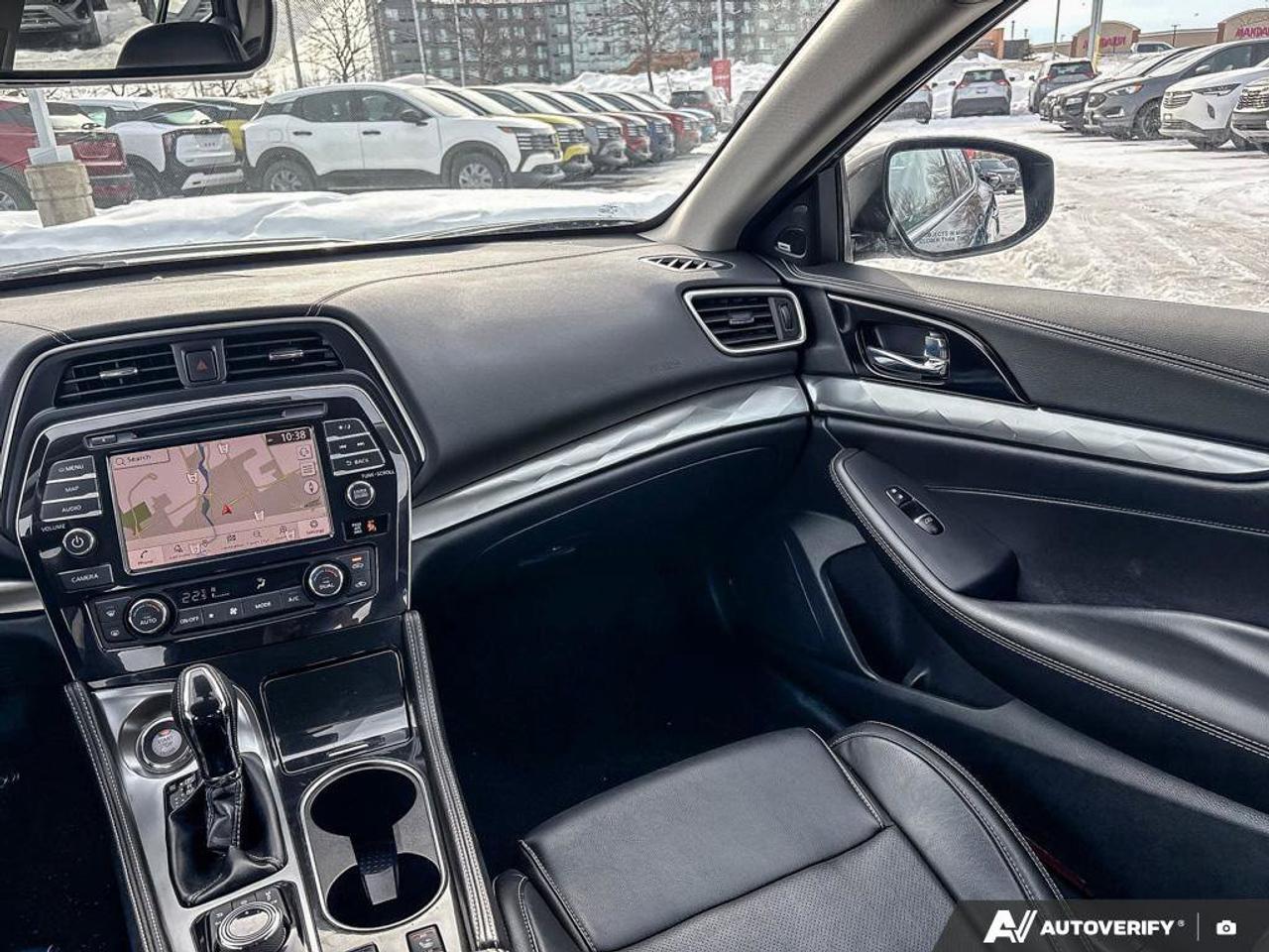 2023 Nissan Maxima SL   Navigation   Sunroof   Leather Seats   Apple Photo