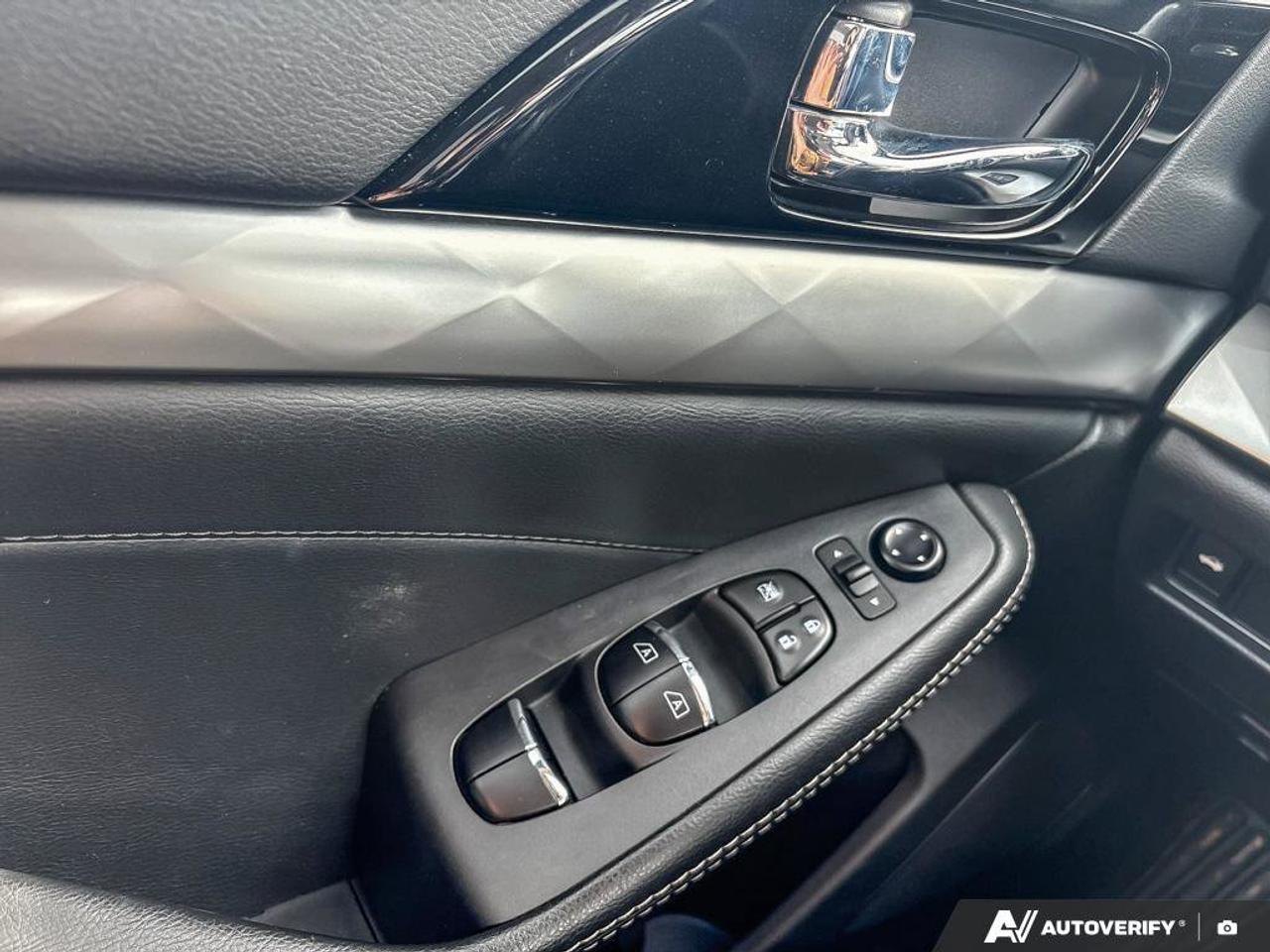 2023 Nissan Maxima SL   Navigation   Sunroof   Leather Seats   Apple Photo