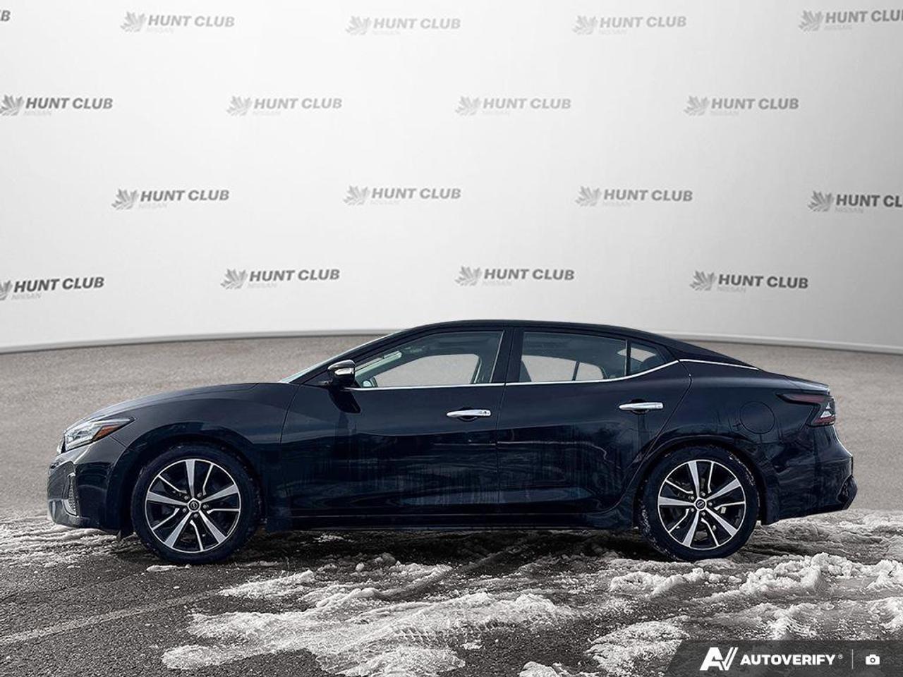 2023 Nissan Maxima SL   Navigation   Sunroof   Leather Seats   Apple Photo2