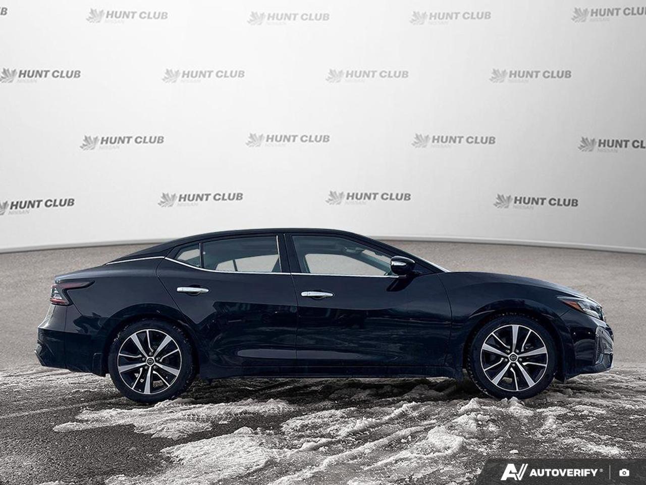 2023 Nissan Maxima SL   Navigation   Sunroof   Leather Seats   Apple Photo