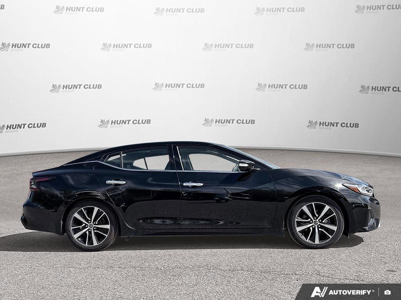 2023 Nissan Maxima SL   Navigation   Sunroof   Leather Seats   Apple Photo
