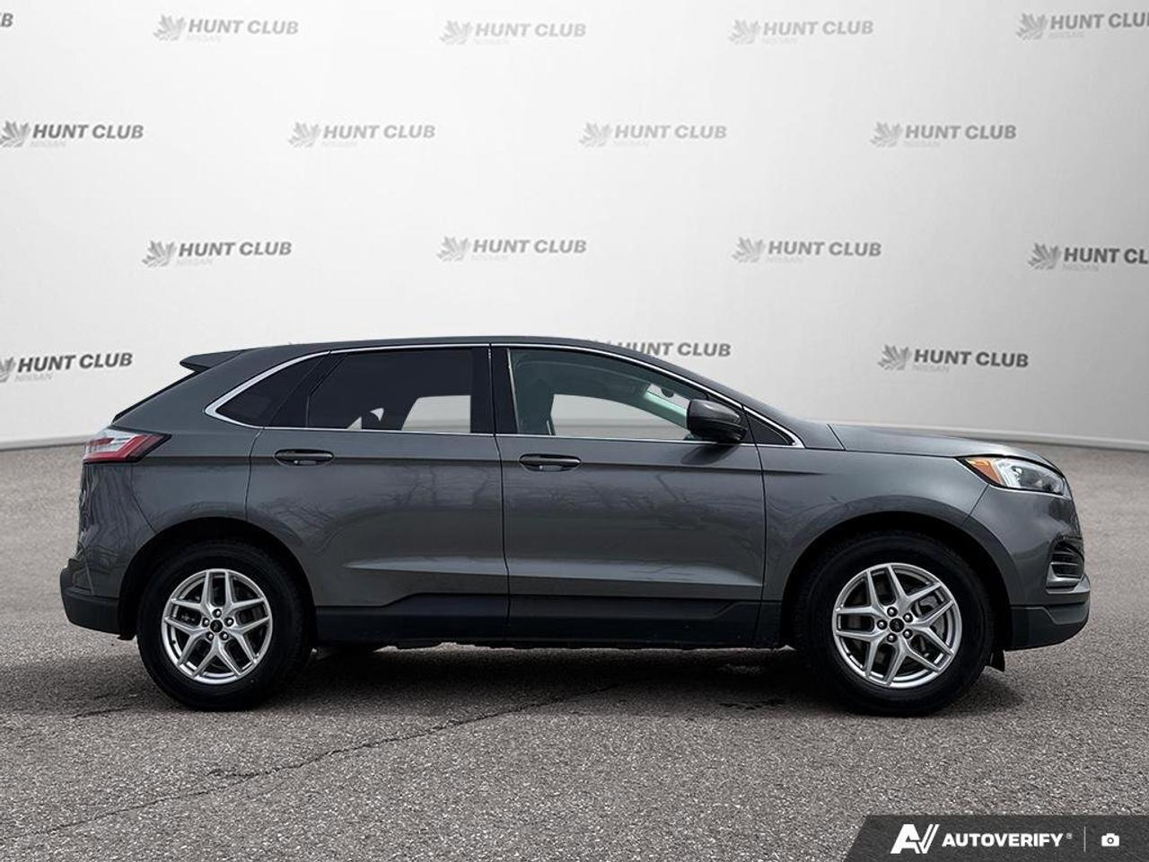 2023 Ford Edge SEL   Apple CarPlay   Heated Seats   Remote Start Photo