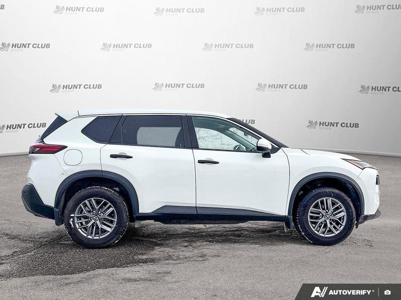 2022 Nissan Rogue S Photo