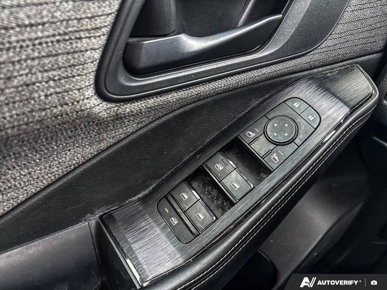 2022 Nissan Rogue S Photo