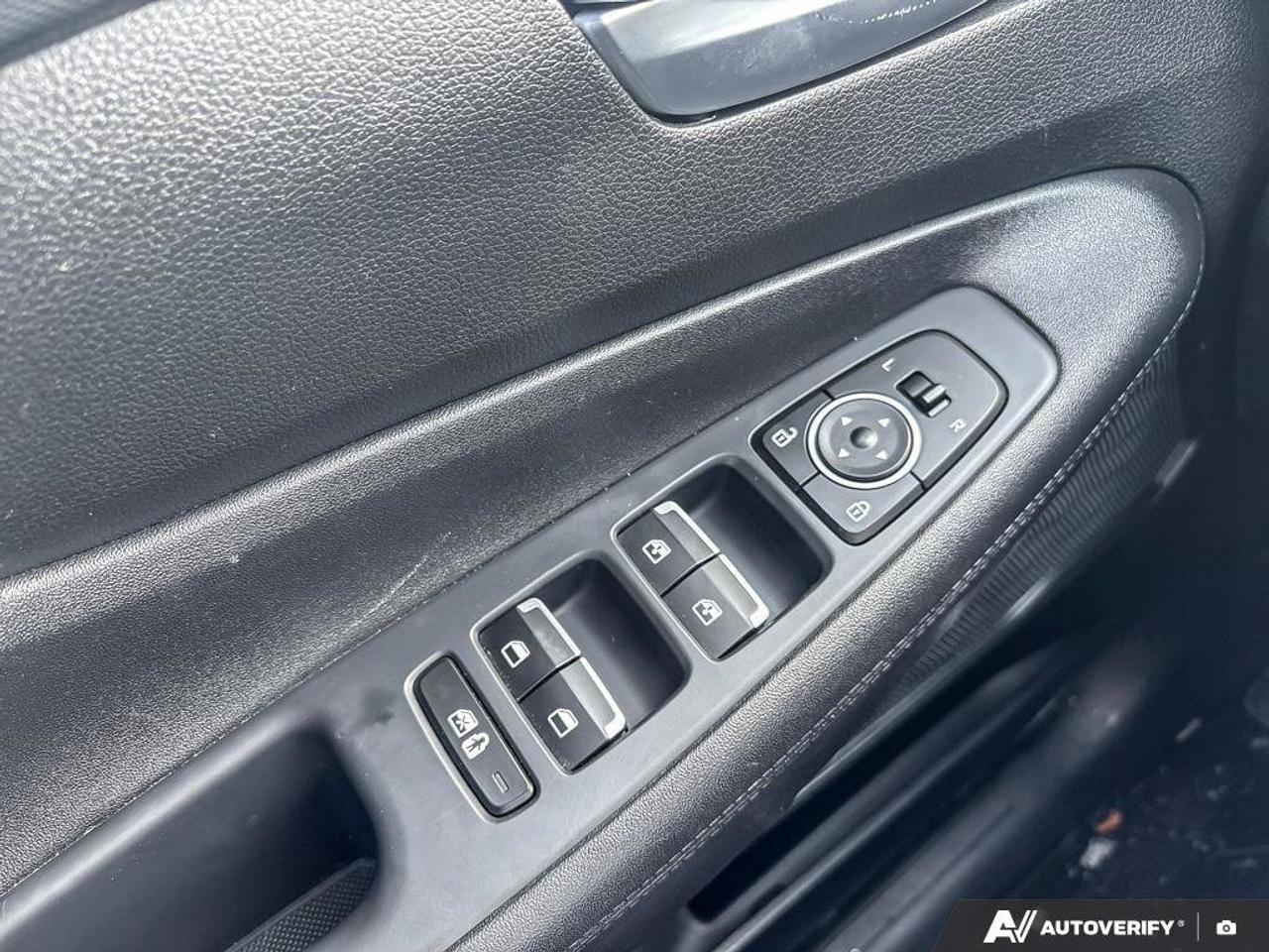 2023 Hyundai Santa Fe Preferred   Navigation   Heated Seats   Heated Ste Photo