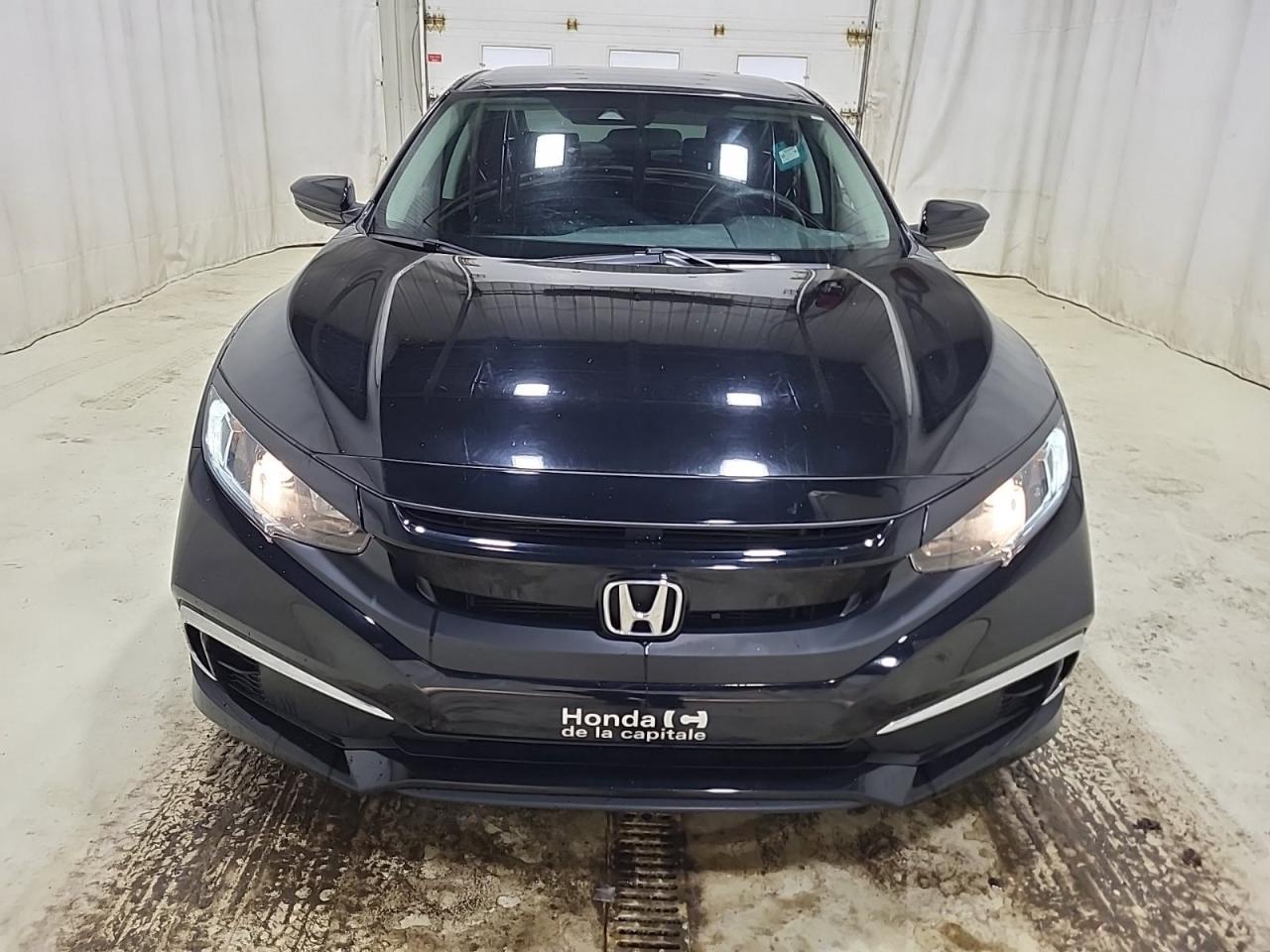 2021 Volkswagen Atlas Cross Sport Highline Photo