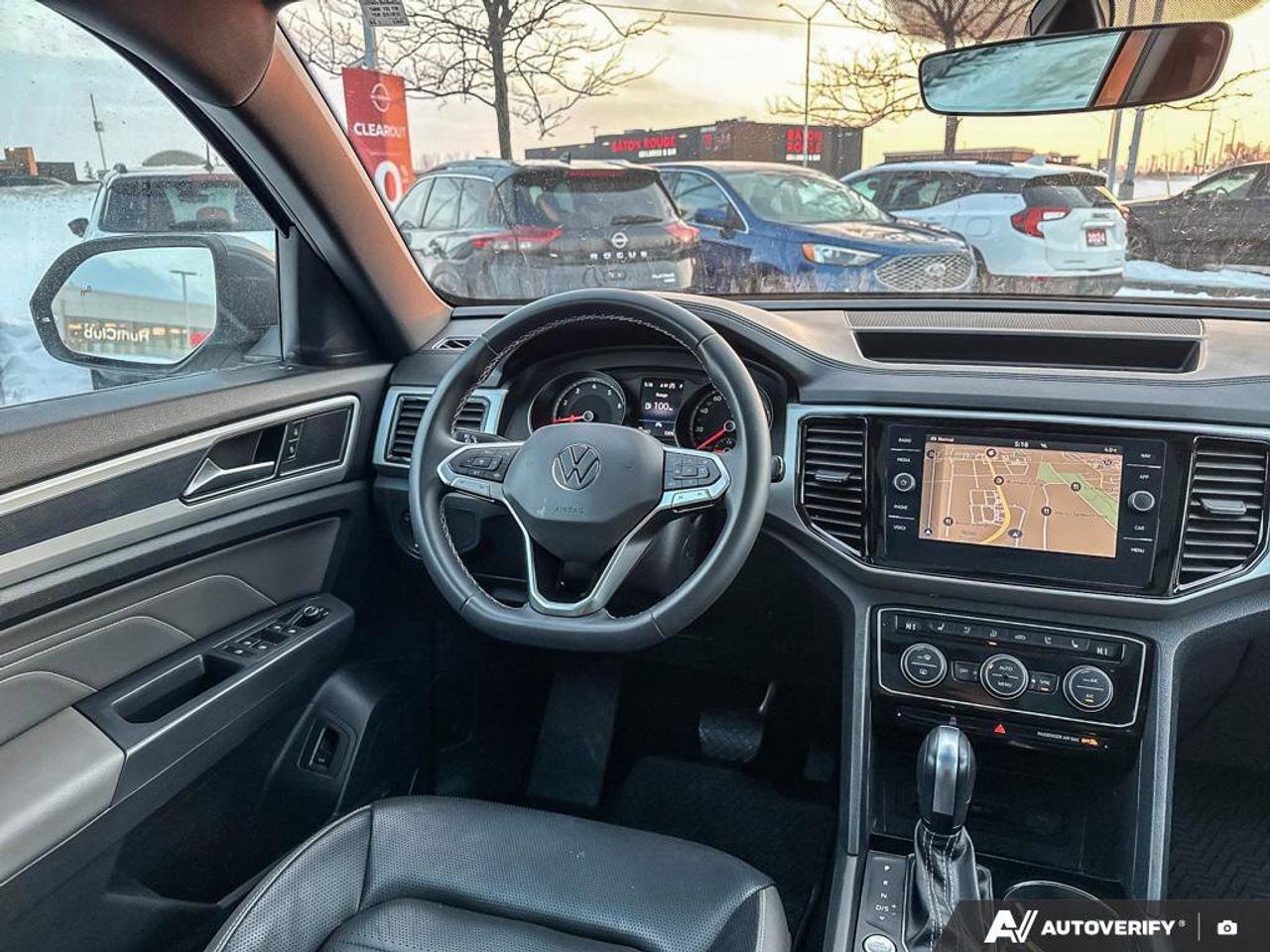 2021 Volkswagen Atlas Cross Sport Highline   Navigation   Leather Seats   Moonroof Photo