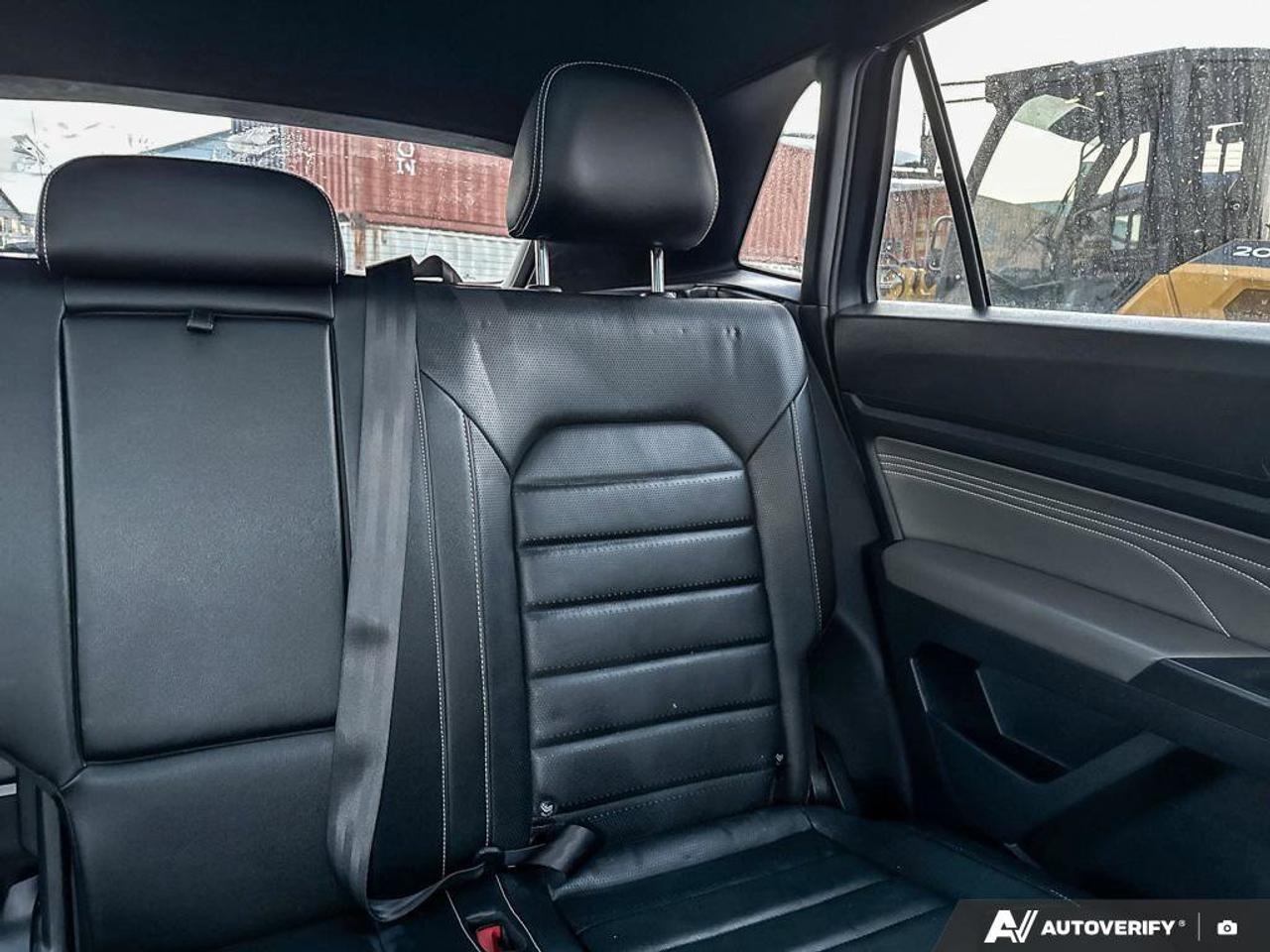 2021 Volkswagen Atlas Cross Sport Highline   Navigation   Leather Seats   Moonroof Photo