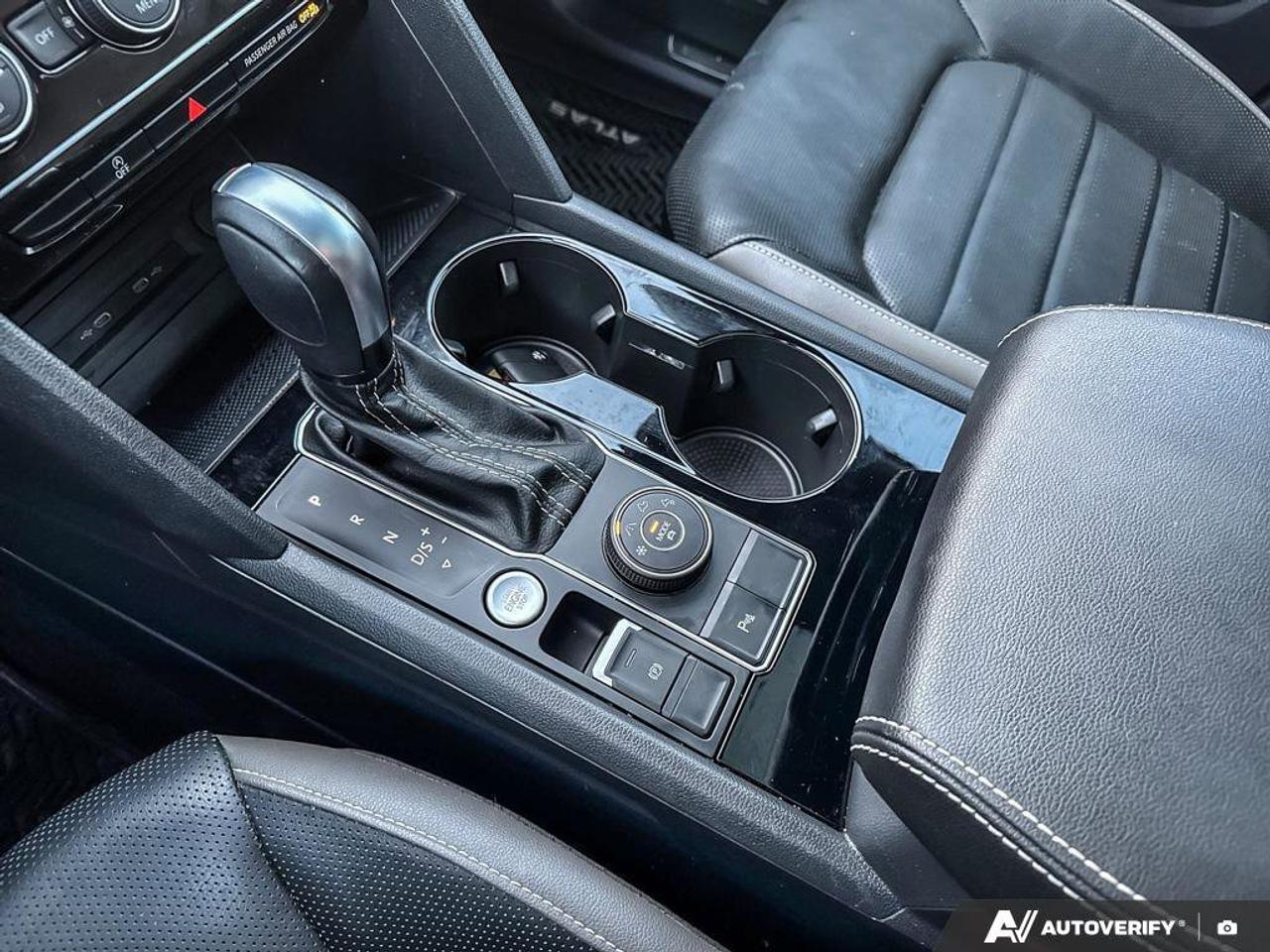 2021 Volkswagen Atlas Cross Sport Highline   Navigation   Leather Seats   Moonroof Photo