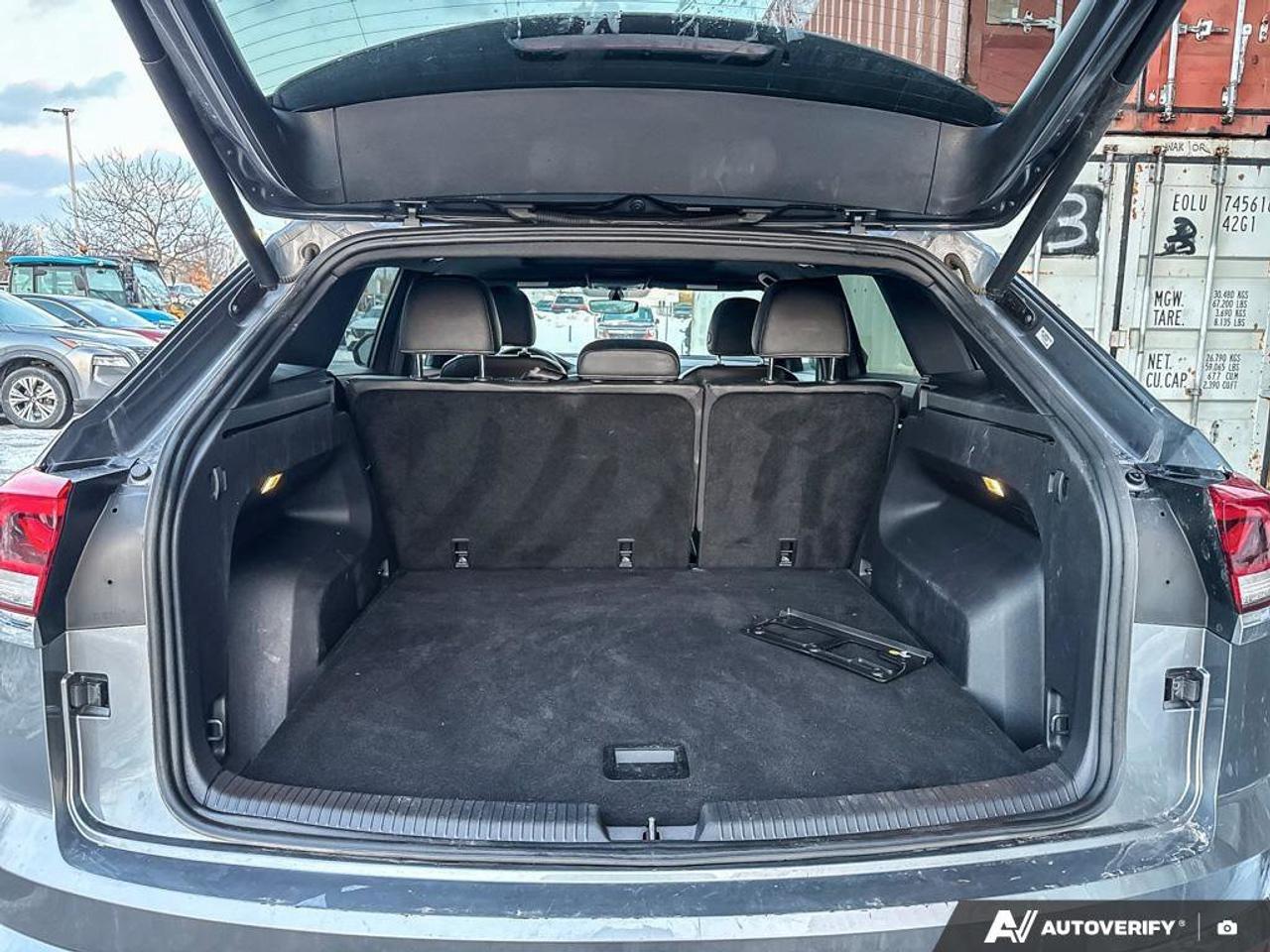 2021 Volkswagen Atlas Cross Sport Highline   Navigation   Leather Seats   Moonroof Photo