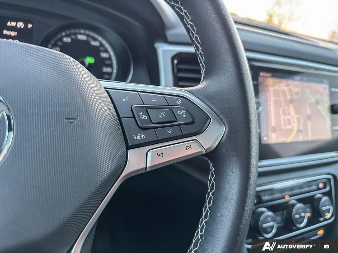 2021 Volkswagen Atlas Cross Sport Highline   Navigation   Leather Seats   Moonroof Photo