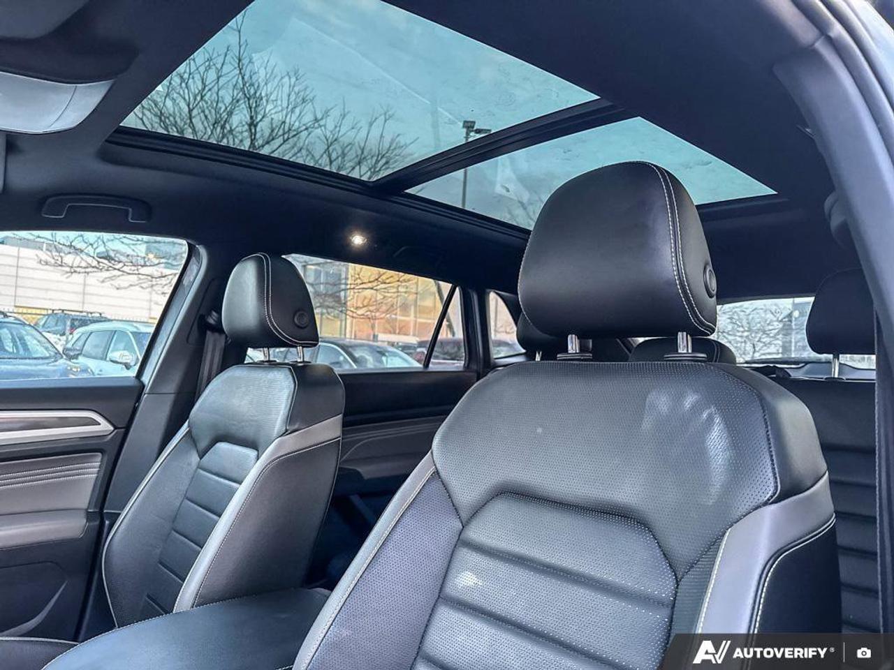 2021 Volkswagen Atlas Cross Sport Highline   Navigation   Leather Seats   Moonroof Photo