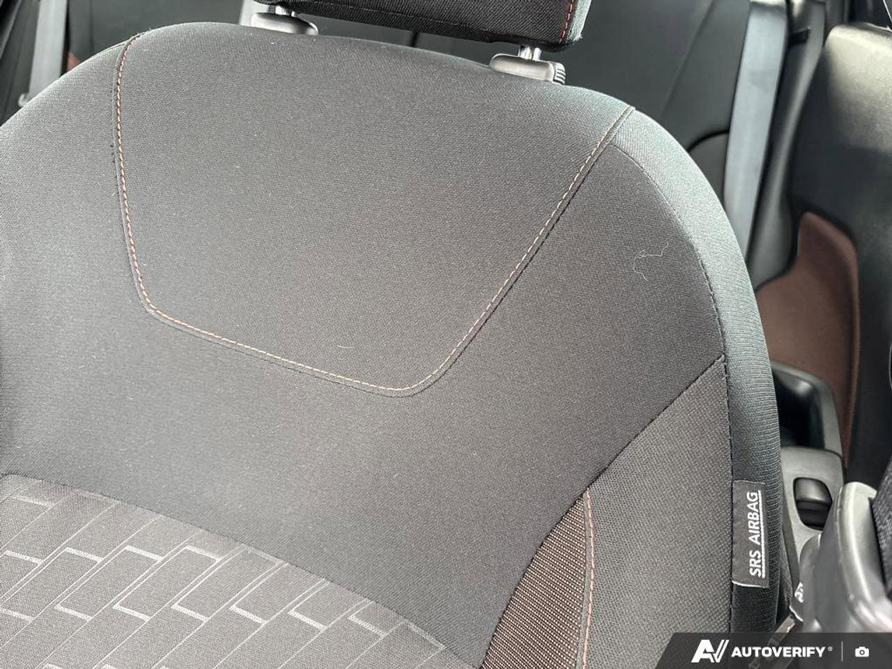 2024 Nissan Kicks SR   Heated Seats   Apple CarPlay   Heated Steerin Photo