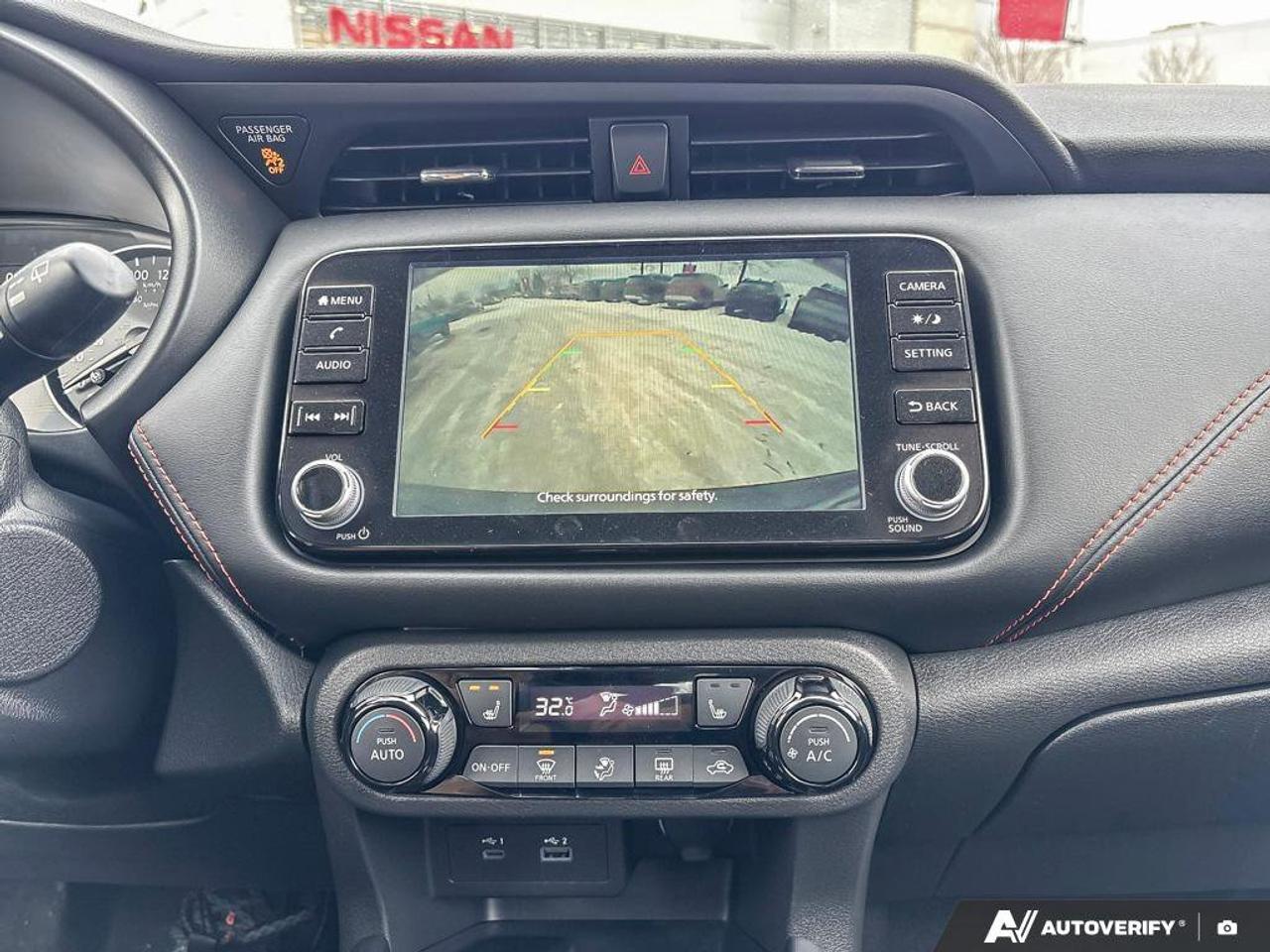 2024 Nissan Kicks SR   Heated Seats   Apple CarPlay   Heated Steerin Photo