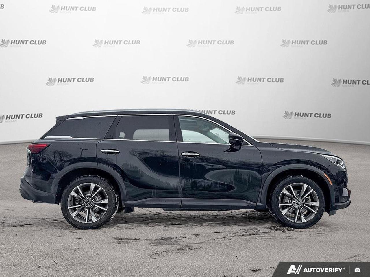 2024 Infiniti QX60 LUXE   7 Passenger   Navigation   Moonroof   Leath Photo