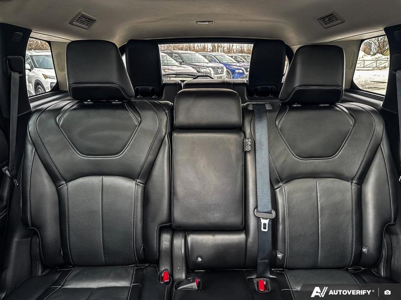 2024 Infiniti QX60 LUXE   7 Passenger   Navigation   Moonroof   Leath Photo