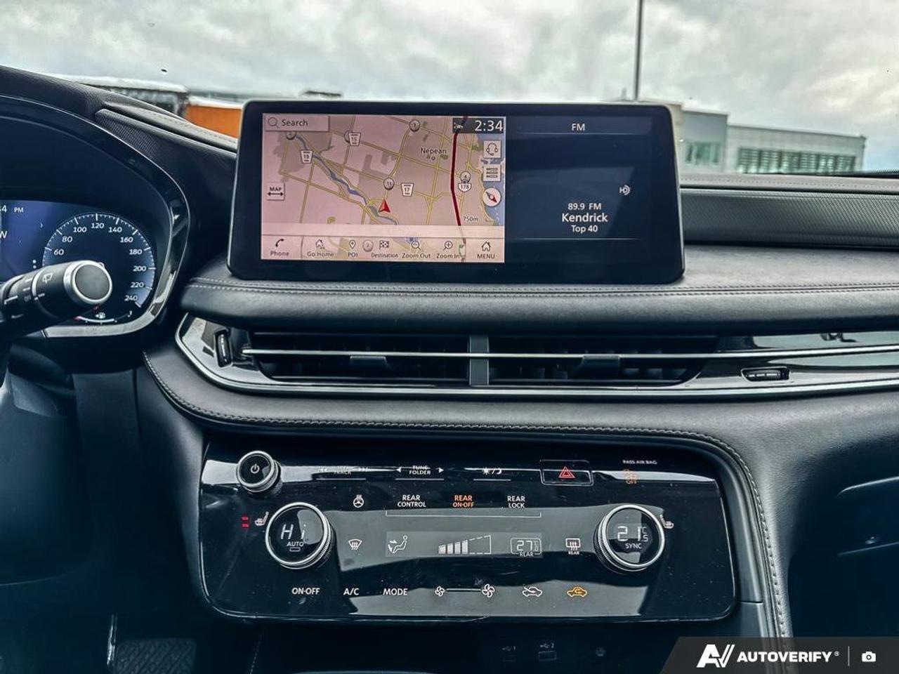 2024 Infiniti QX60 LUXE   7 Passenger   Navigation   Moonroof   Leath Photo