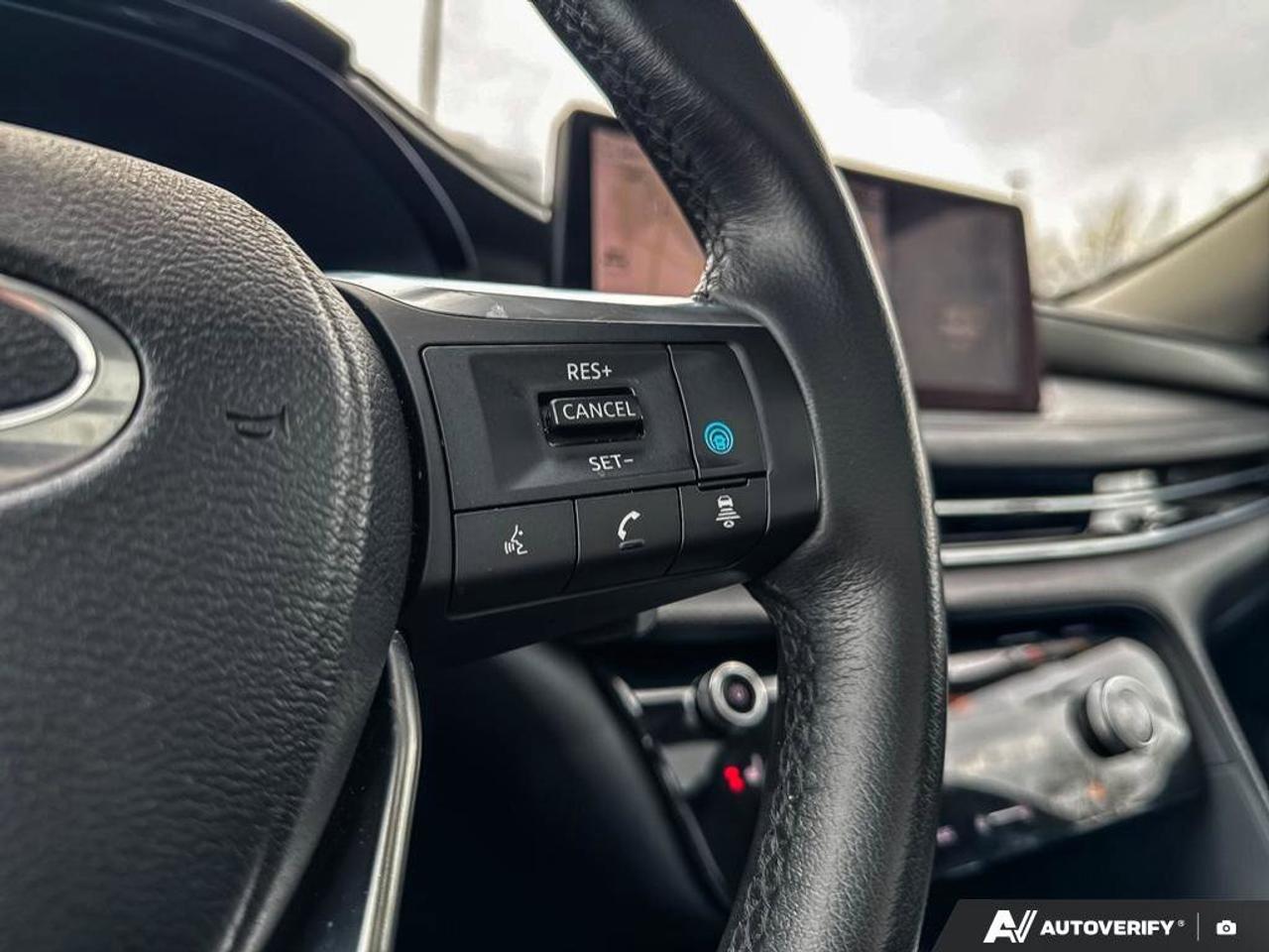 2024 Infiniti QX60 LUXE   7 Passenger   Navigation   Moonroof   Leath Photo