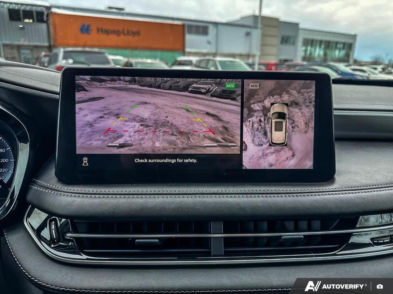 2024 Infiniti QX60 LUXE   7 Passenger   Navigation   Moonroof   Leath Photo