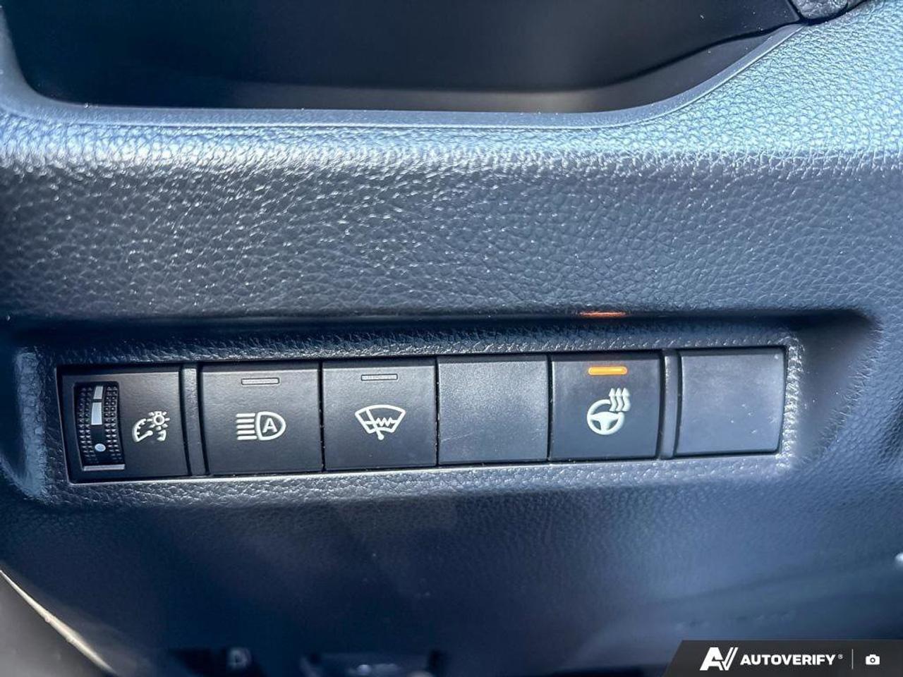 2022 Toyota RAV4 Prime SE   Clean Carfax   Heated Seats   Heated Steering Photo