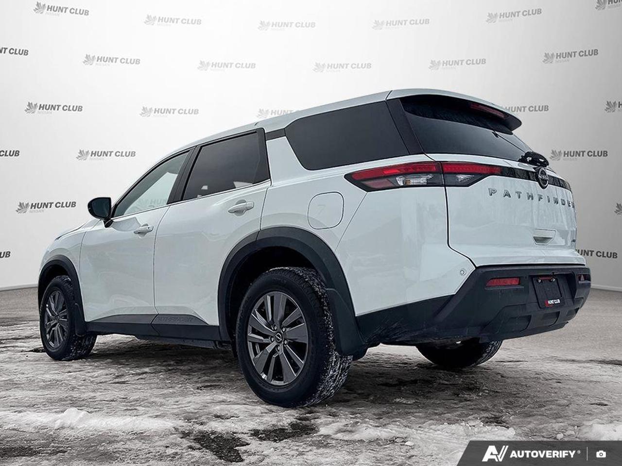 2025 Nissan Pathfinder S Photo