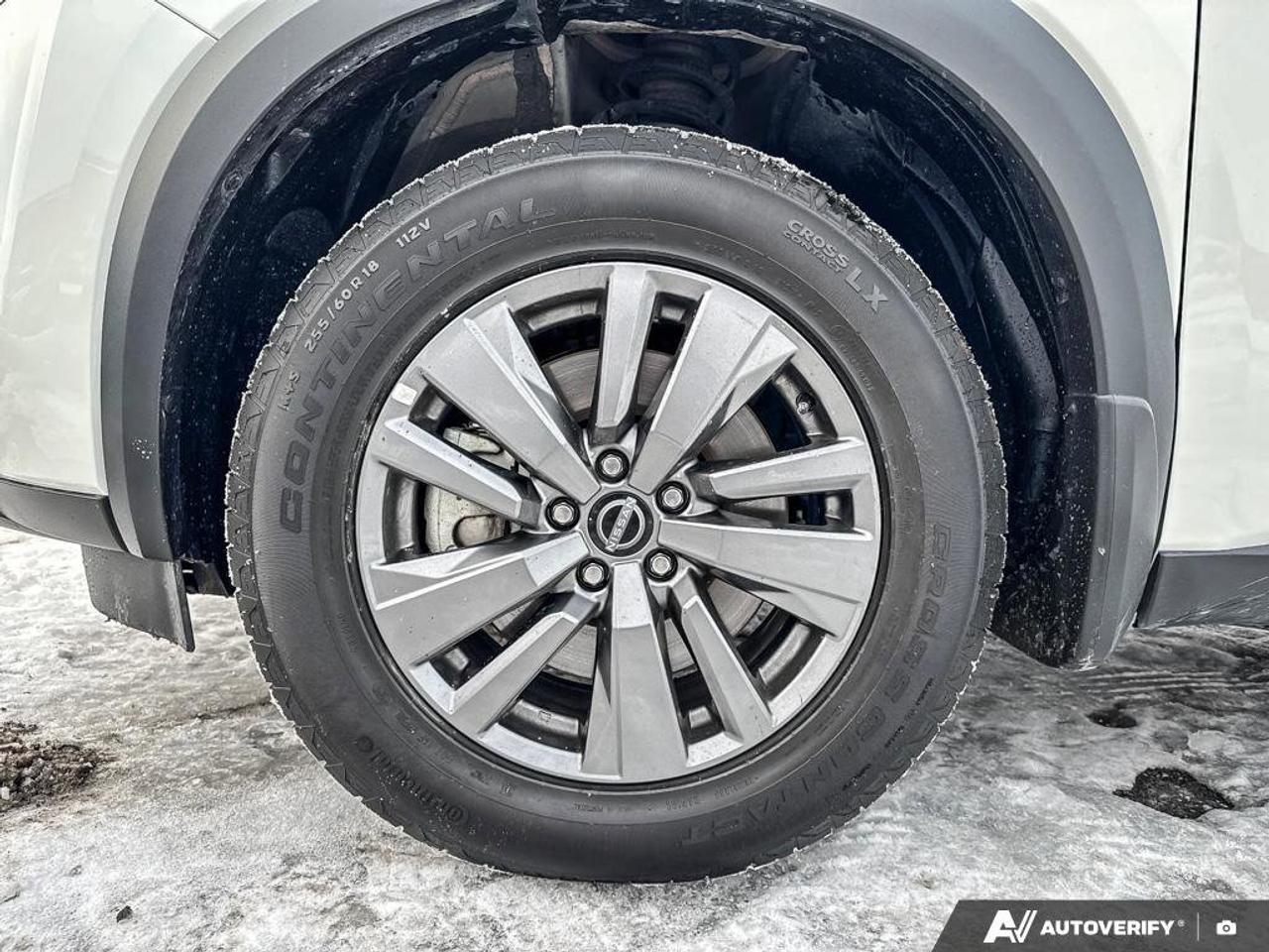 2025 Nissan Pathfinder S Photo