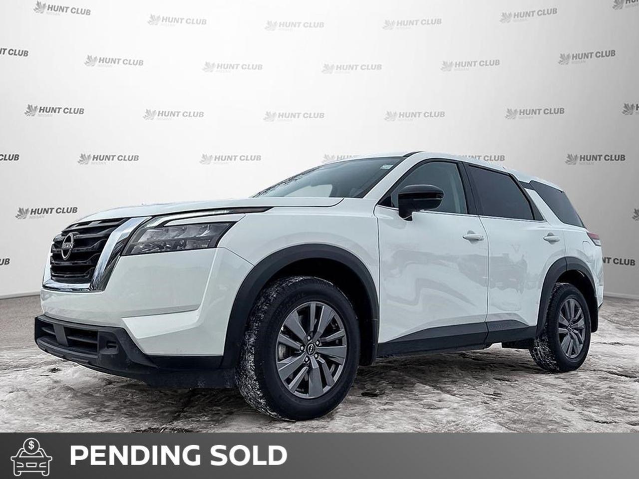 2025 Nissan Pathfinder S  8 Passenger   Heated Seats   Apple CarPlay Photo0