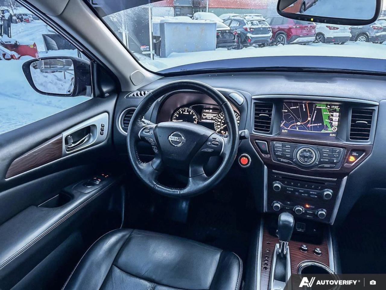 2018 Nissan Pathfinder  Photo