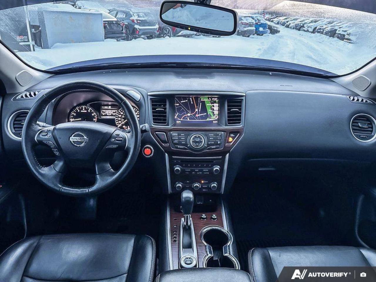 2018 Nissan Pathfinder  Photo