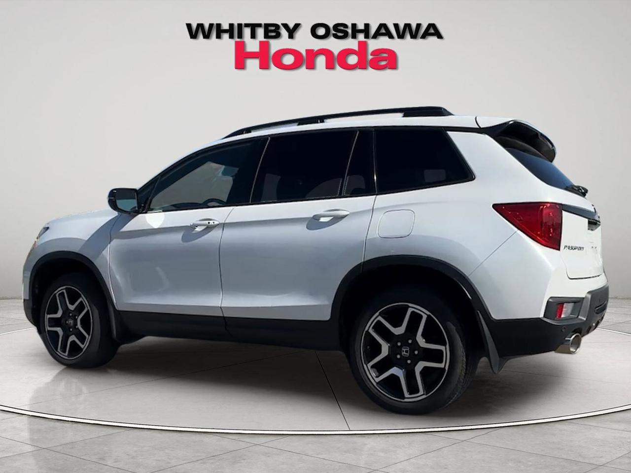 2023 Honda Passport Touring Photo3