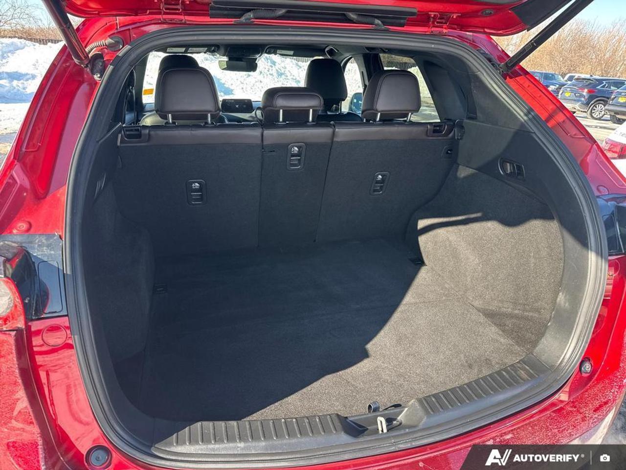 2019 Mazda CX-5 Signature BACKUP CAM   BLUETOOTH   HTD & CLD LTHR Photo