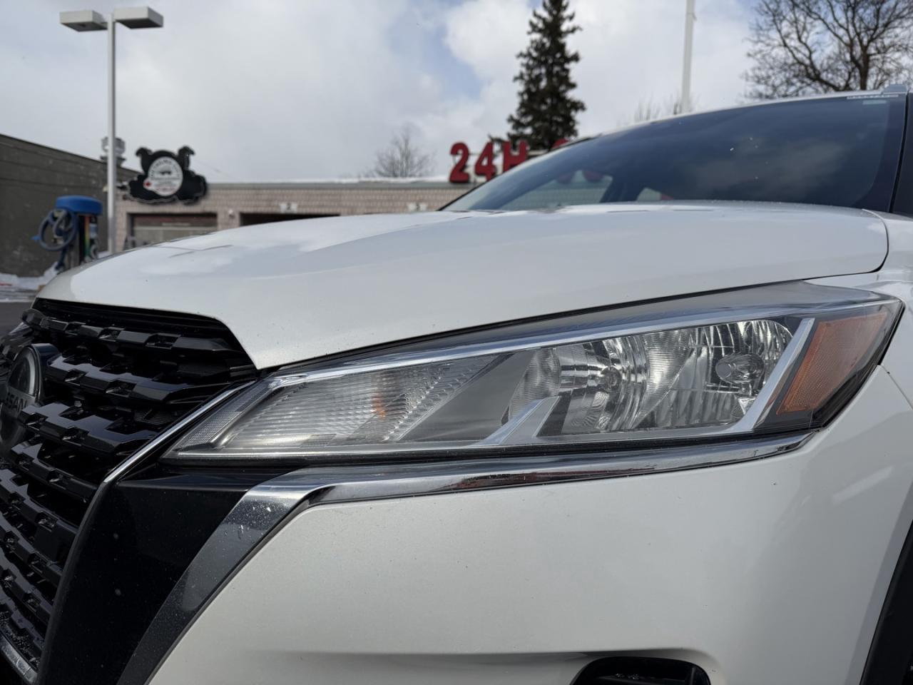 2021 Nissan Kicks SV FWD Photo