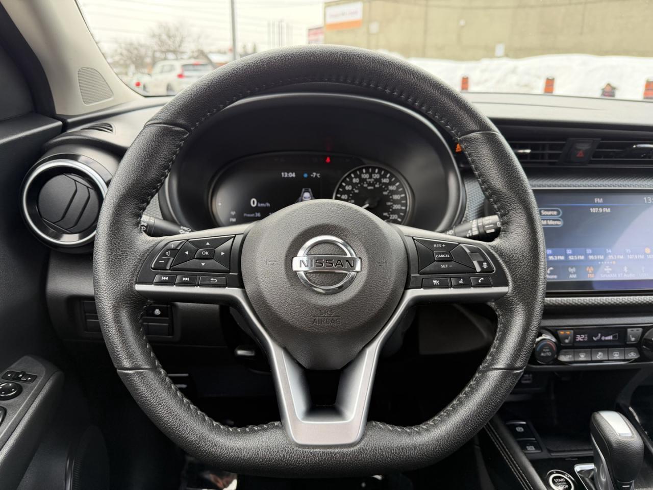 2021 Nissan Kicks SV FWD Photo