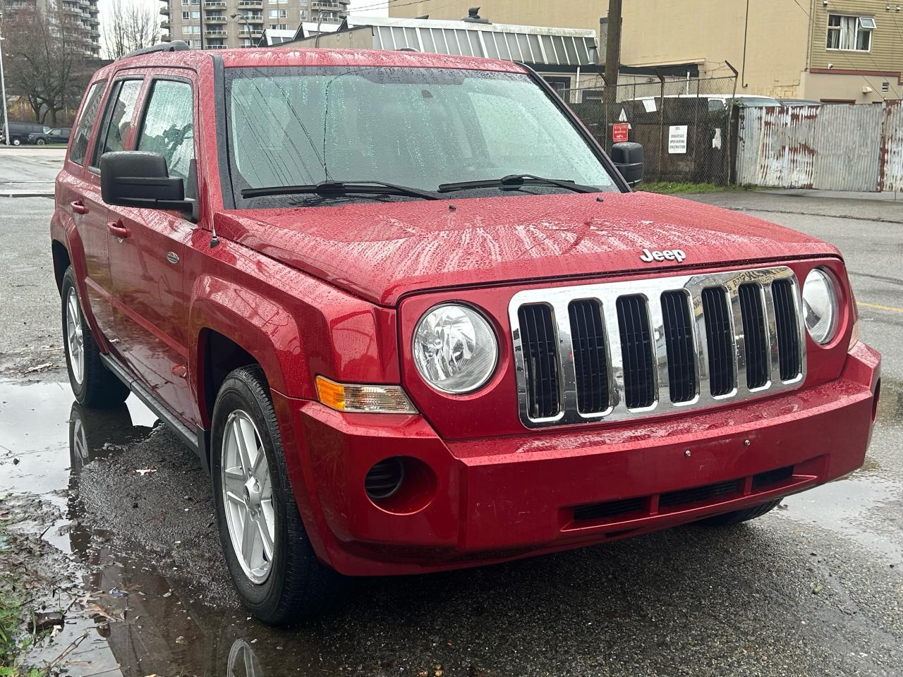2010 Jeep Patriot FWD 4DR - Photo #4