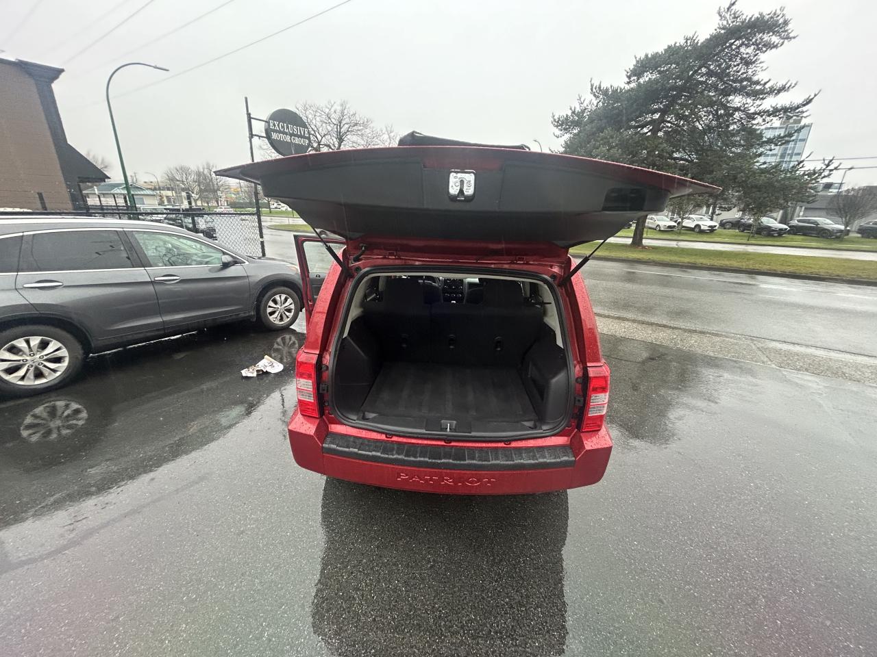 2010 Jeep Patriot FWD 4DR - Photo #9