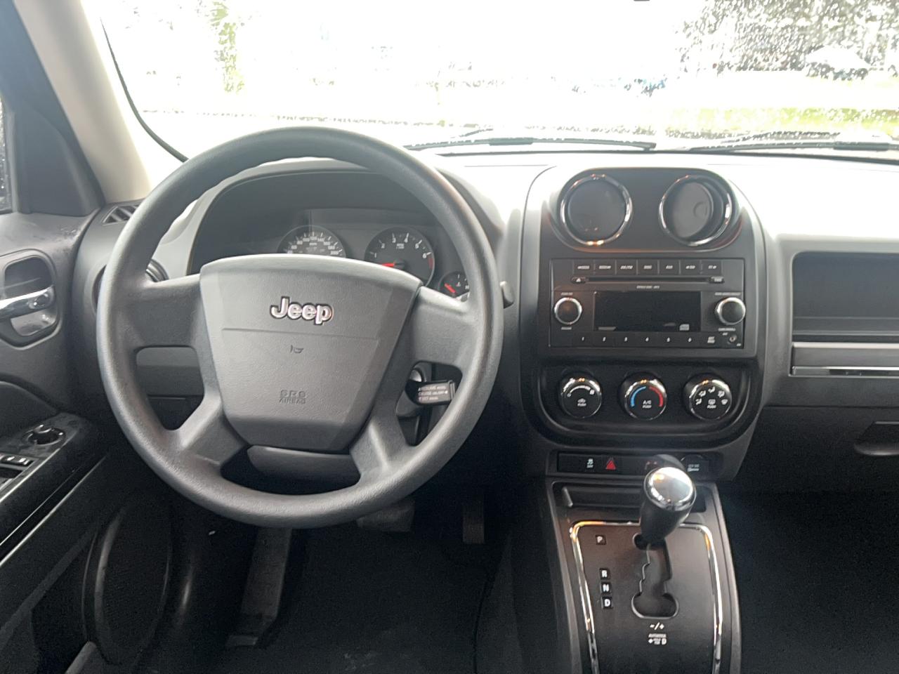 2010 Jeep Patriot FWD 4DR - Photo #12