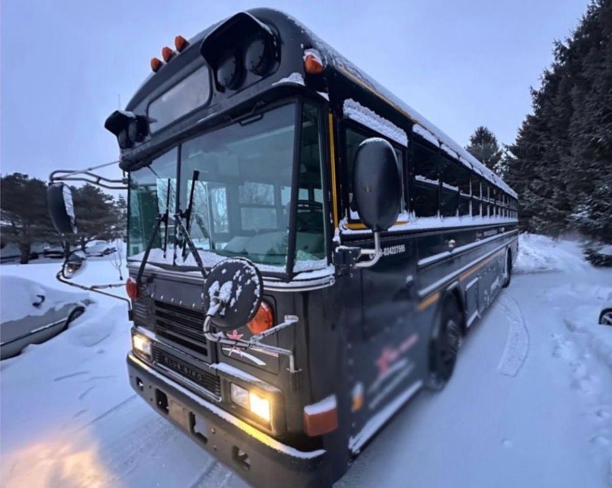 2009 Blue Bird Vision ALL AMERICAN, RUNS GREAT, MAINTAINED, BEST OFFER Photo