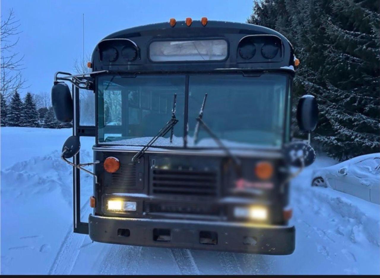 2009 Blue Bird Vision ALL AMERICAN, RUNS GREAT, MAINTAINED, BEST OFFER Photo