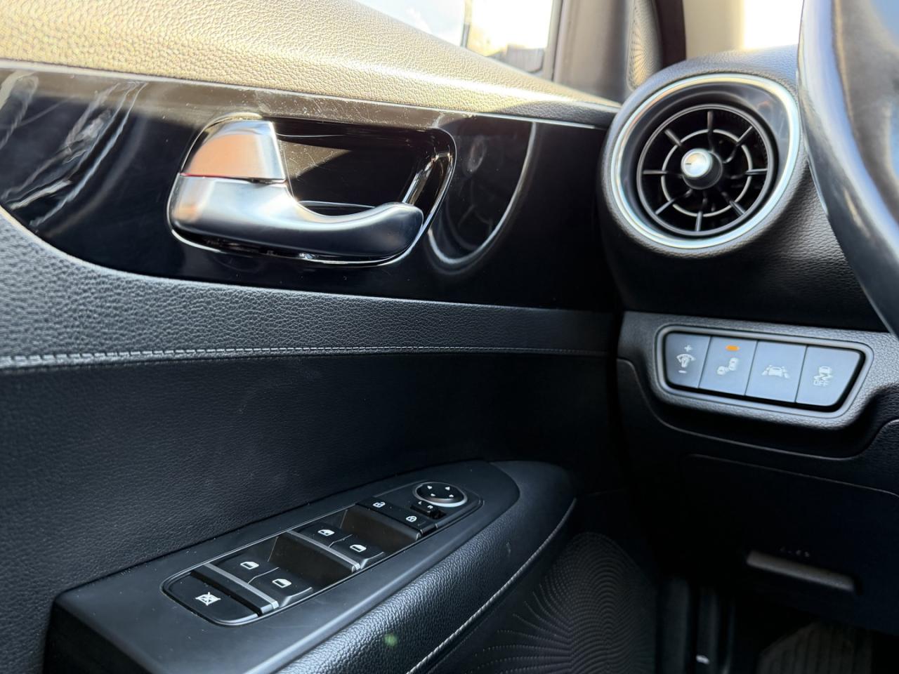 2021 Kia Forte EX Photo