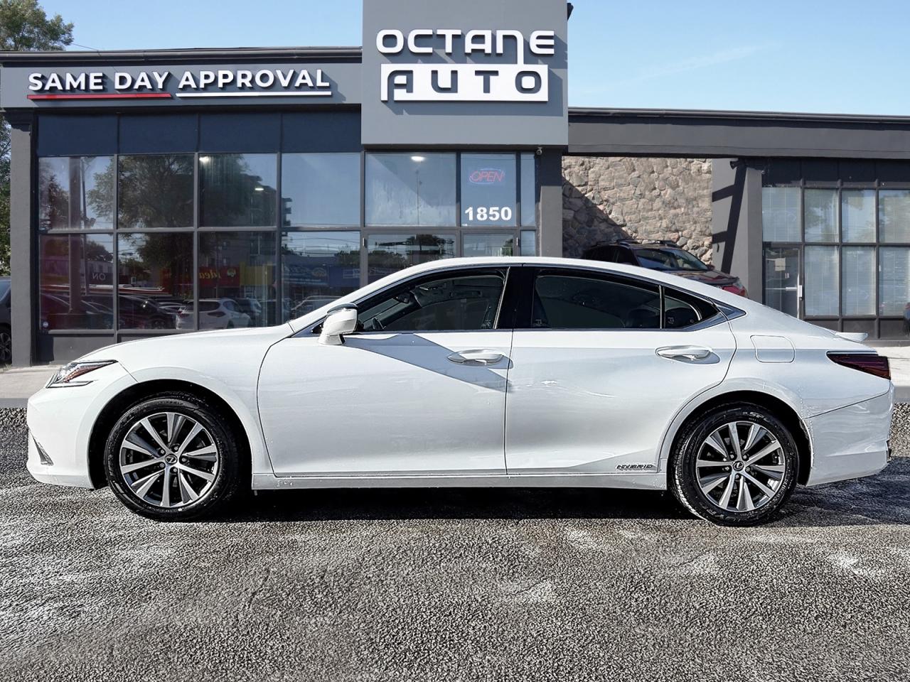 2019 Lexus ES 300 h Sedan Photo